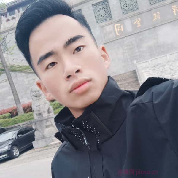 云南23岁单身帅哥真诚找对象-阿勒泰征婚网