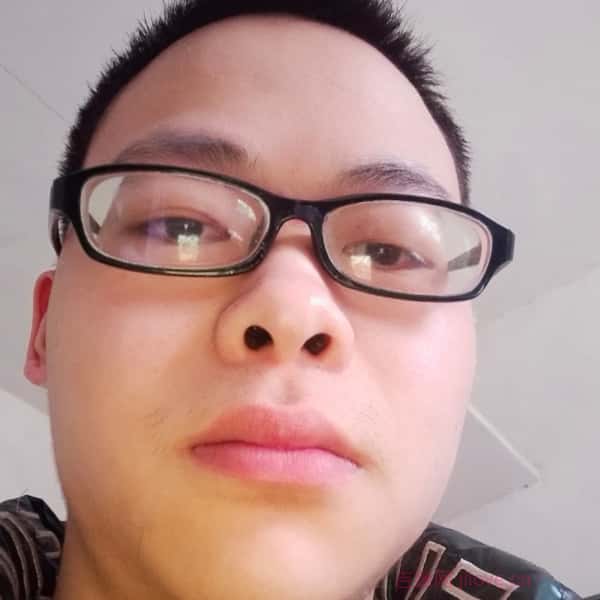 湖南28岁单身帅哥真诚找对象-阿勒泰征婚网