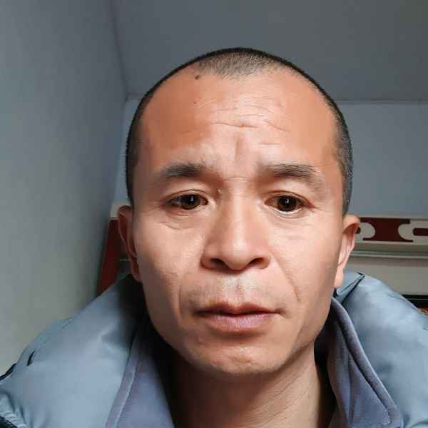 43岁岁河南单身帅哥 - 阿勒泰吉缘网