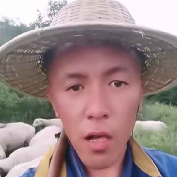 35岁岁山西单身帅哥 - 阿勒泰吉缘网