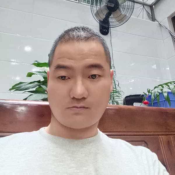 37岁岁福建单身帅哥 - 阿勒泰吉缘网