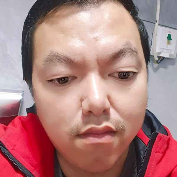 38岁岁江苏单身帅哥 - 阿勒泰吉缘网