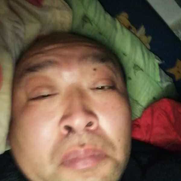 35岁岁湖北单身帅哥 - 阿勒泰吉缘网