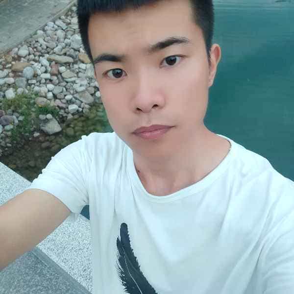 31岁岁陕西单身帅哥 - 阿勒泰吉缘网