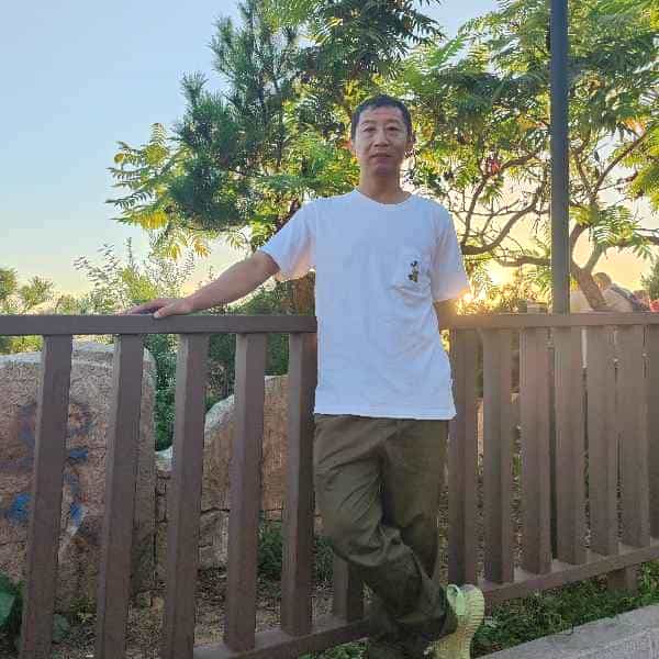 47岁岁辽宁单身帅哥 - 阿勒泰吉缘网