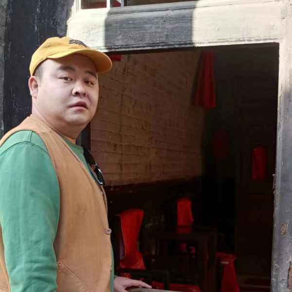 35岁岁陕西单身帅哥 - 阿勒泰吉缘网