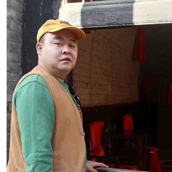 35岁岁陕西单身帅哥 - 阿勒泰吉缘网