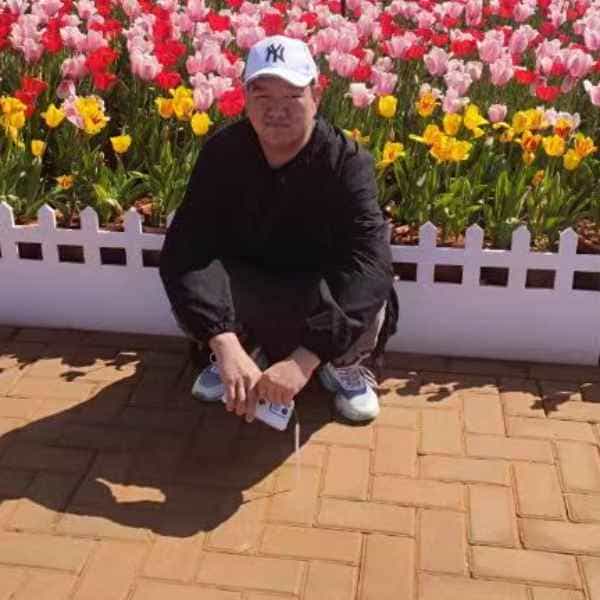 30岁岁云南单身帅哥 - 阿勒泰吉缘网