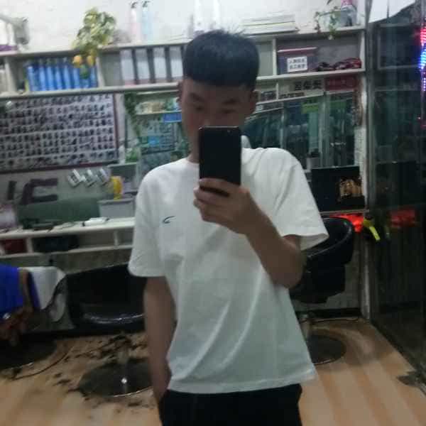 25岁岁河南单身帅哥 - 阿勒泰吉缘网