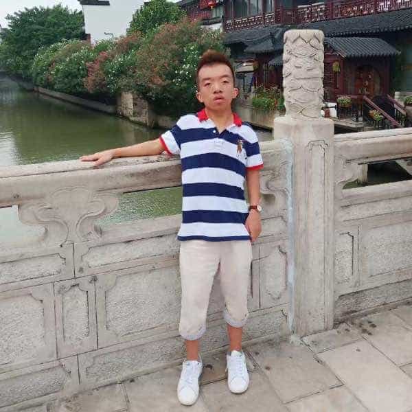 28岁岁吉林单身帅哥 - 阿勒泰吉缘网