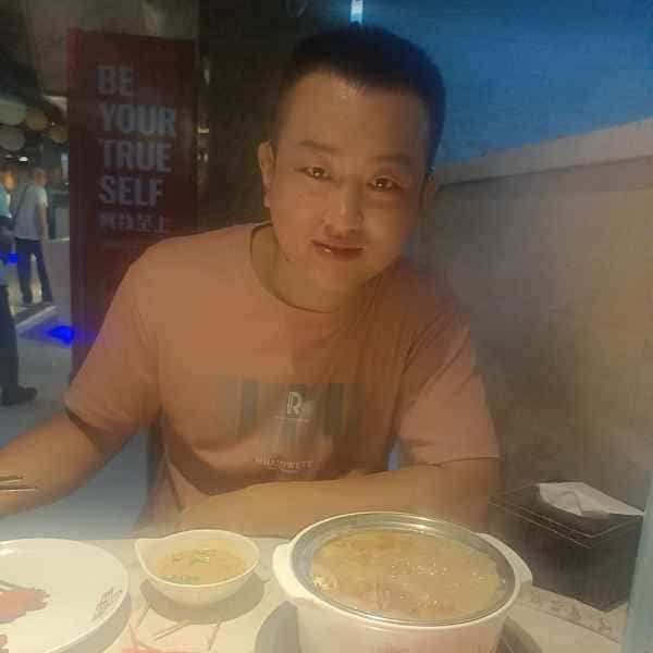 34岁岁山西单身帅哥 - 阿勒泰吉缘网