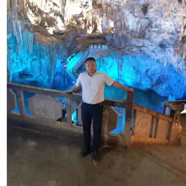 35岁岁云南单身帅哥 - 阿勒泰吉缘网