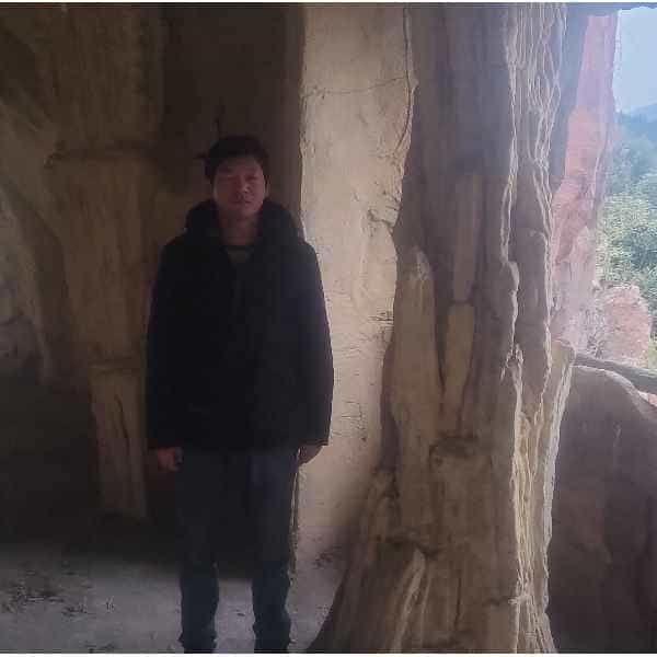 36岁岁湖北单身帅哥 - 阿勒泰吉缘网