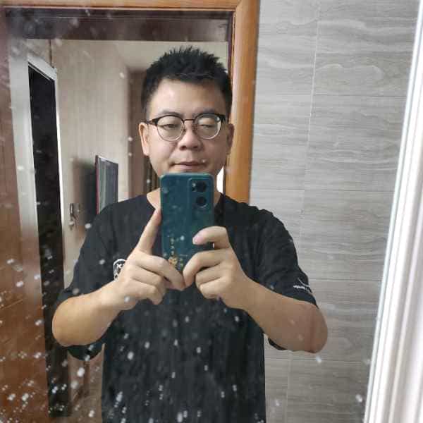35岁岁陕西单身帅哥 - 阿勒泰吉缘网