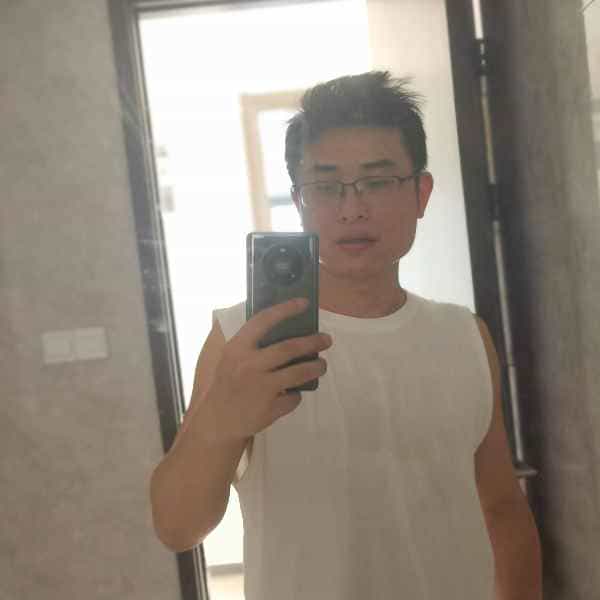 39岁岁广东单身帅哥 - 阿勒泰吉缘网