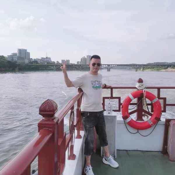29岁岁四川单身帅哥 - 阿勒泰吉缘网