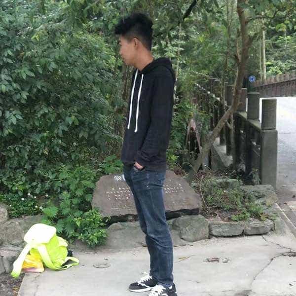 27岁岁四川单身帅哥 - 阿勒泰吉缘网