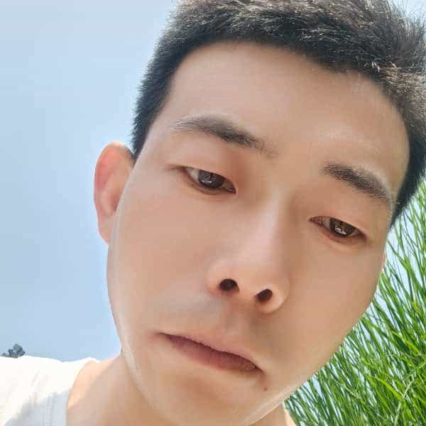 31岁岁陕西单身帅哥 - 阿勒泰吉缘网