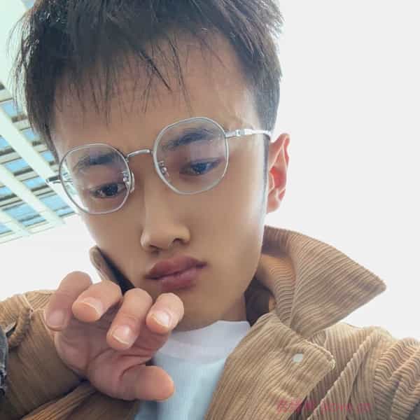 31岁岁贵州单身帅哥 - 阿勒泰吉缘网