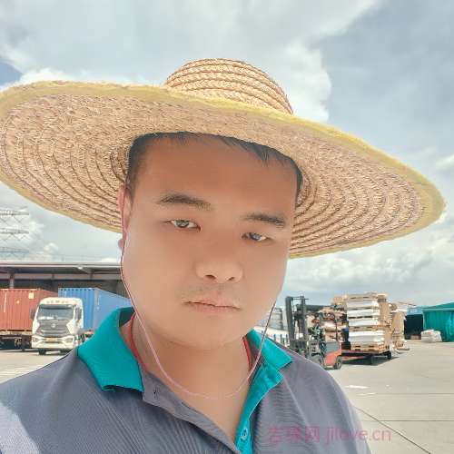 33岁岁湖南单身帅哥 - 阿勒泰吉缘网